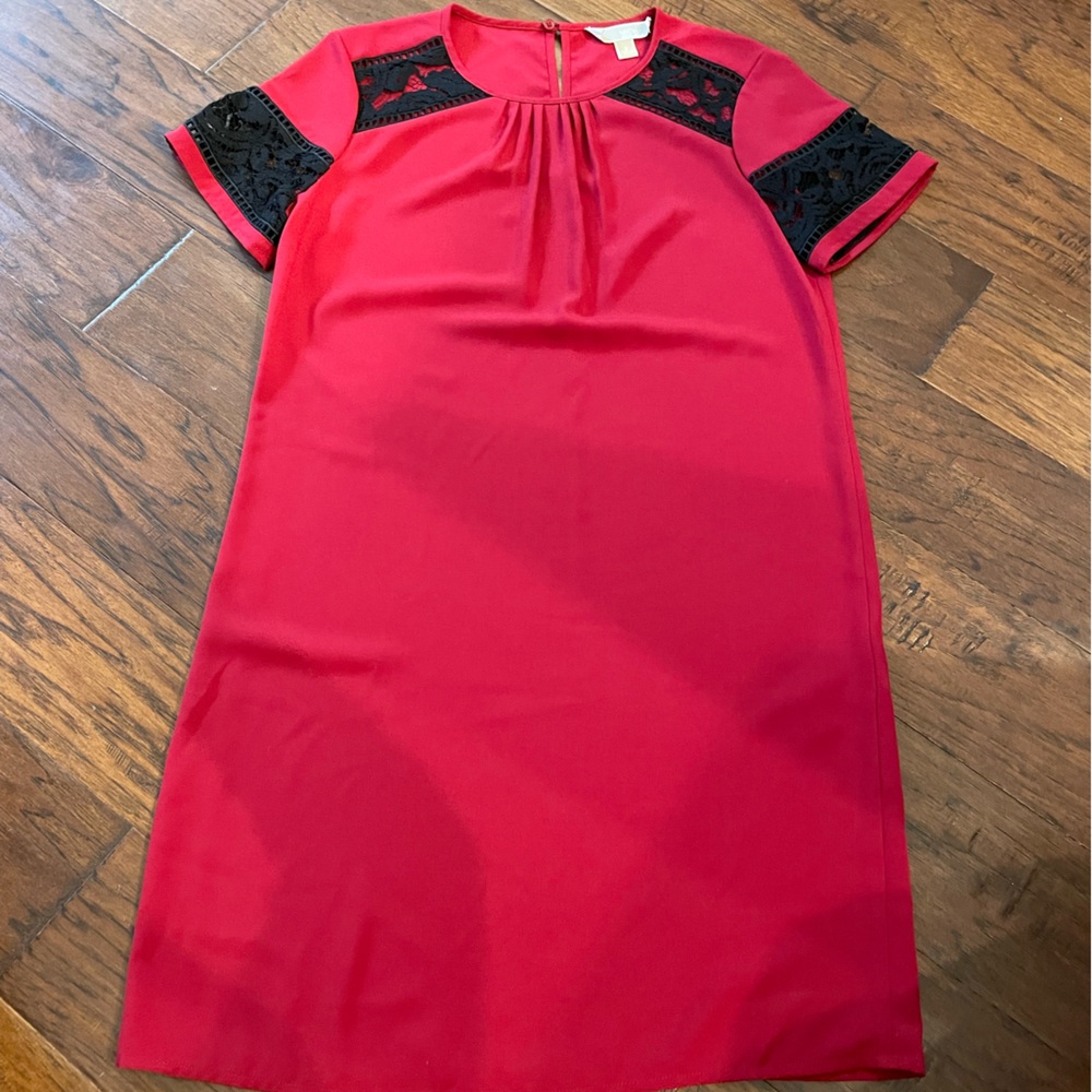 Michael Kors deep red dress with black lace accents size small
